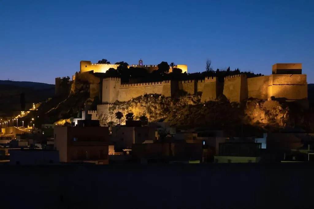 Lifehouse Cathedral * Free Parking* Superiorwifi* Appartement Almería