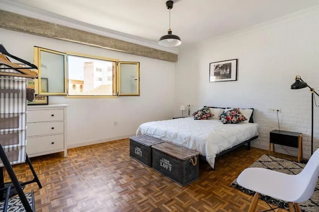 Lifehouse Cathedral * Free Parking* Superiorwifi* Appartement Almería Spanje