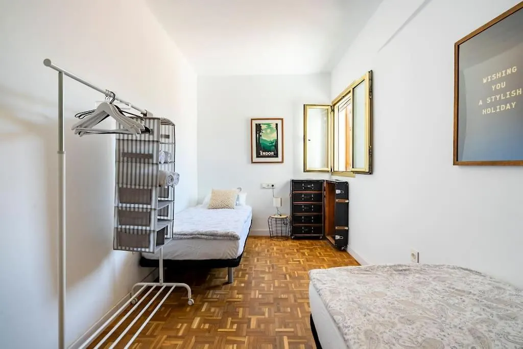 Lifehouse Cathedral * Free Parking* Superiorwifi* Appartement Almería